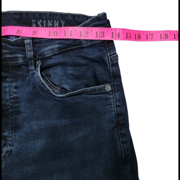 (M) Divided H&M Dark Wash Moto Jeans (Men) - Picture 4 of 10